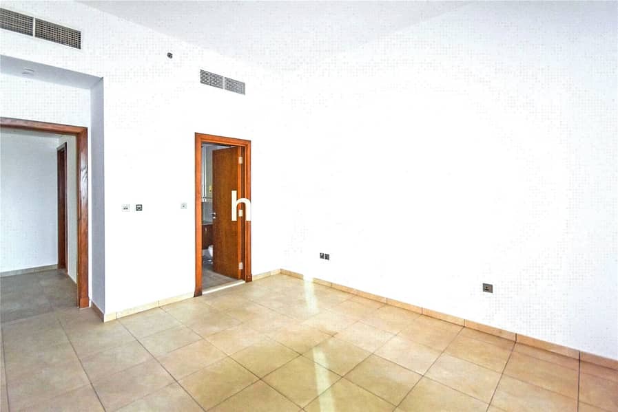 Sunset View | Private Garage | Large Terrace - Image 9