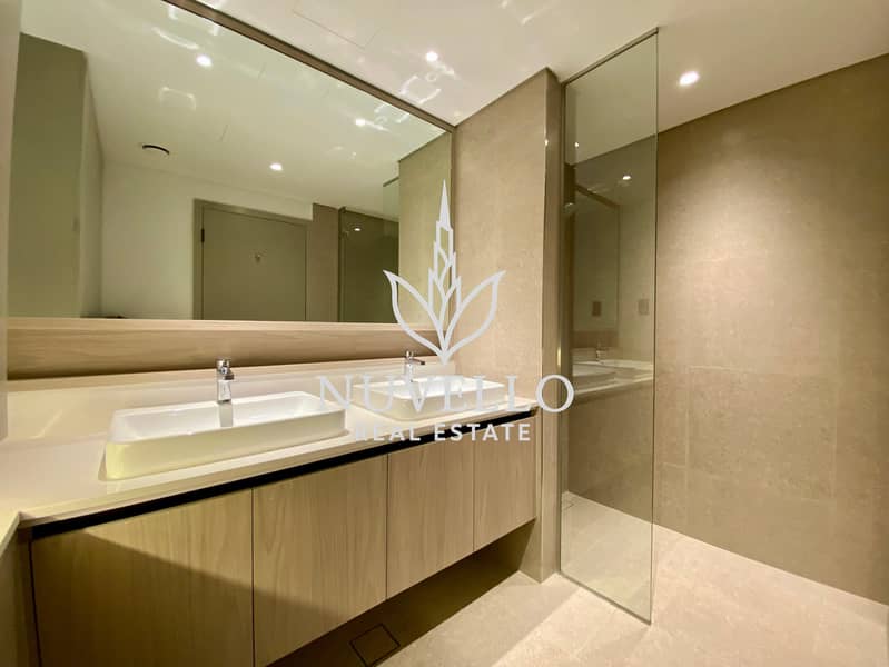 Upgraded | Landscaped | Siemens Appliances - Image 7