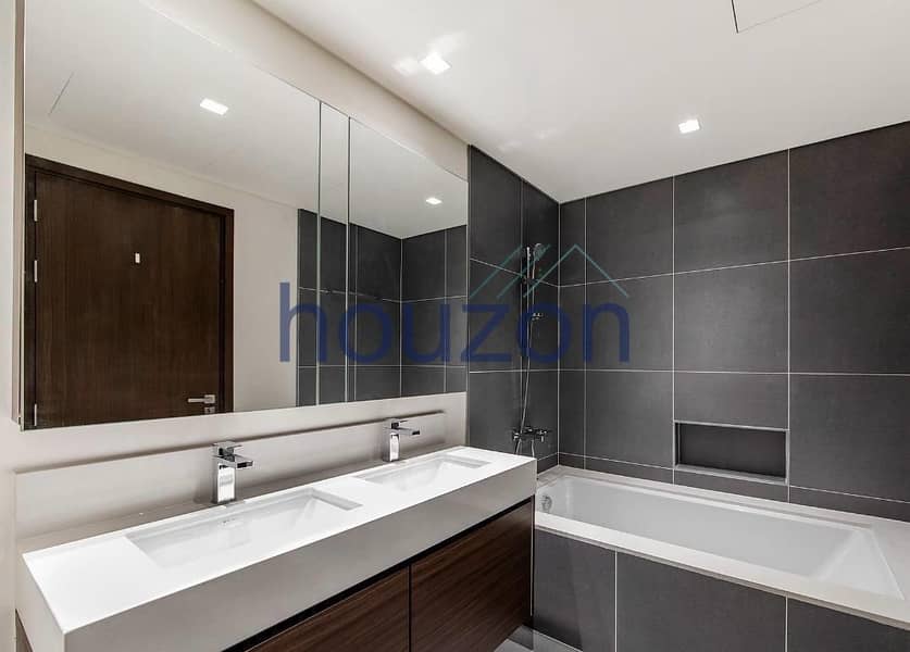 Luxurious 3BR | High Floor | Sea + Burj View - Image 7