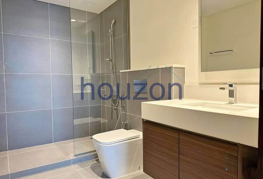 Luxurious 3BR | High Floor | Sea + Burj View - Image 8