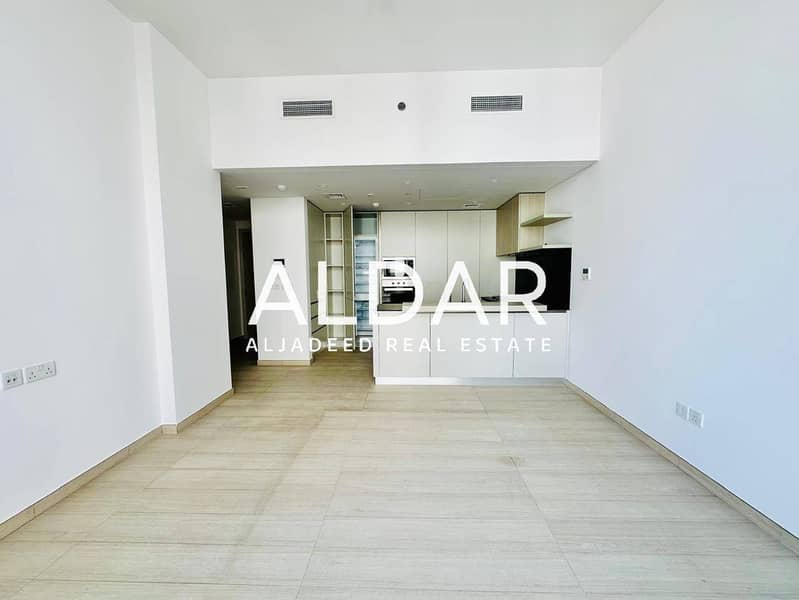 Pool View | Modern | Fully Fitted With Dishwasher