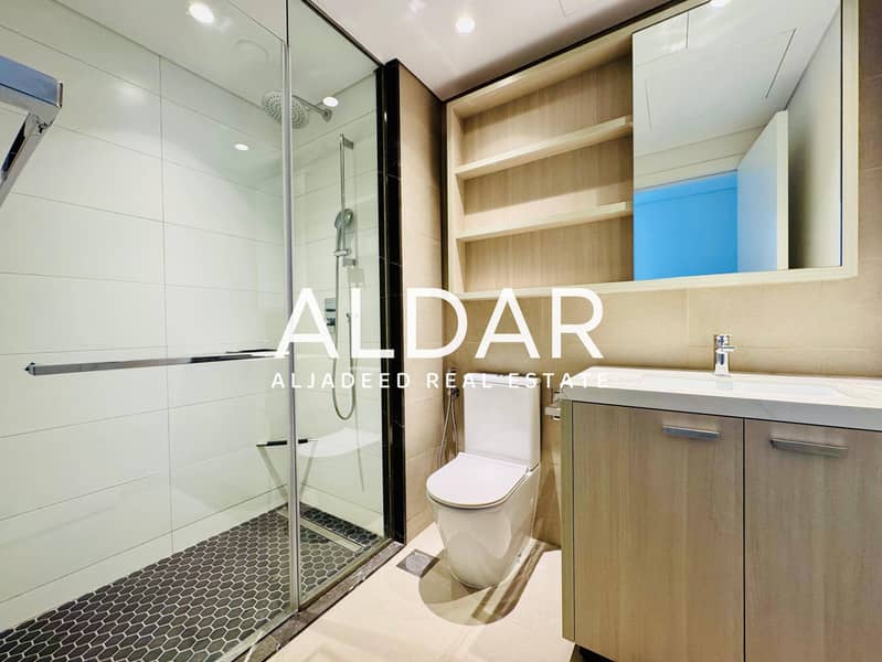 Pool View | Modern | Fully Fitted With Dishwasher - Image 13