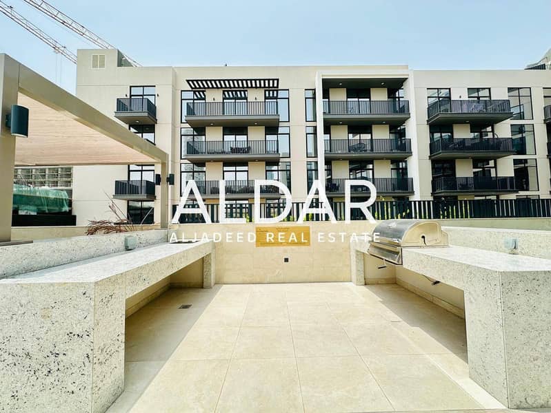 Pool View | Modern | Fully Fitted With Dishwasher - Image 28