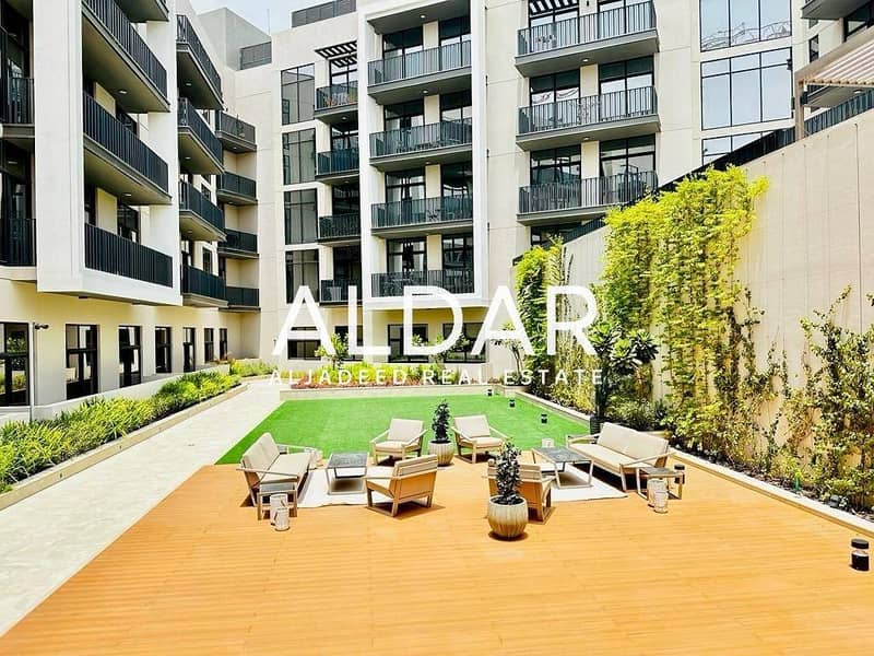 Pool View | Modern | Fully Fitted With Dishwasher - Image 29