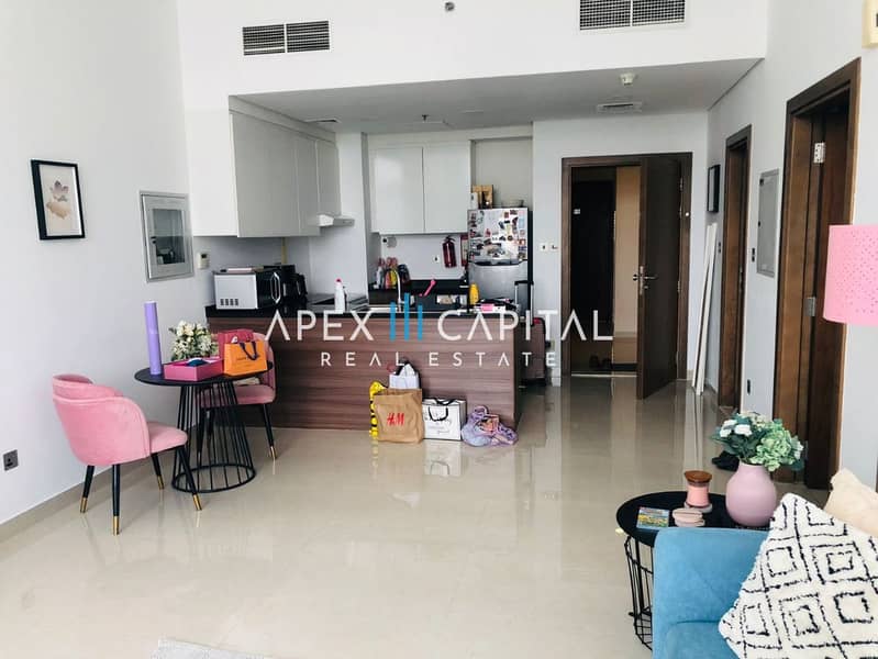 Large Terrace| Partial Park View| Spacious Apartment