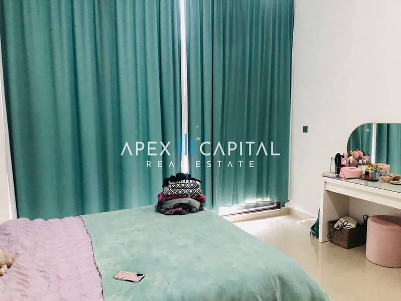 Large Terrace| Partial Park View| Spacious Apartment - Image 6