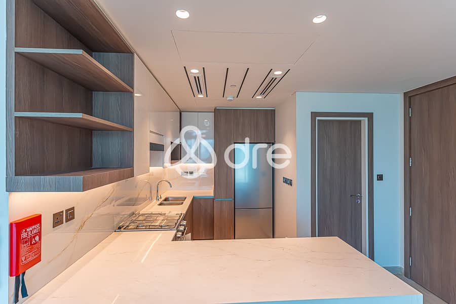 Premium Views | High-End Finishes | Prime Location - Image 6