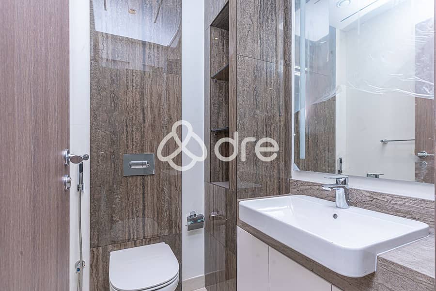 Premium Views | High-End Finishes | Prime Location - Image 18