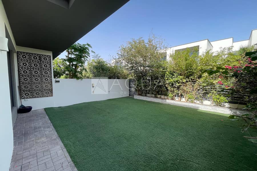 Hot Deal | Landscaped | Ready To Move In