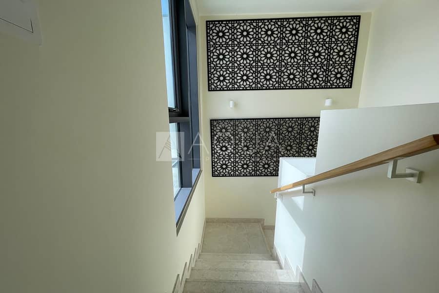 Hot Deal | Landscaped | Ready To Move In - Image 11