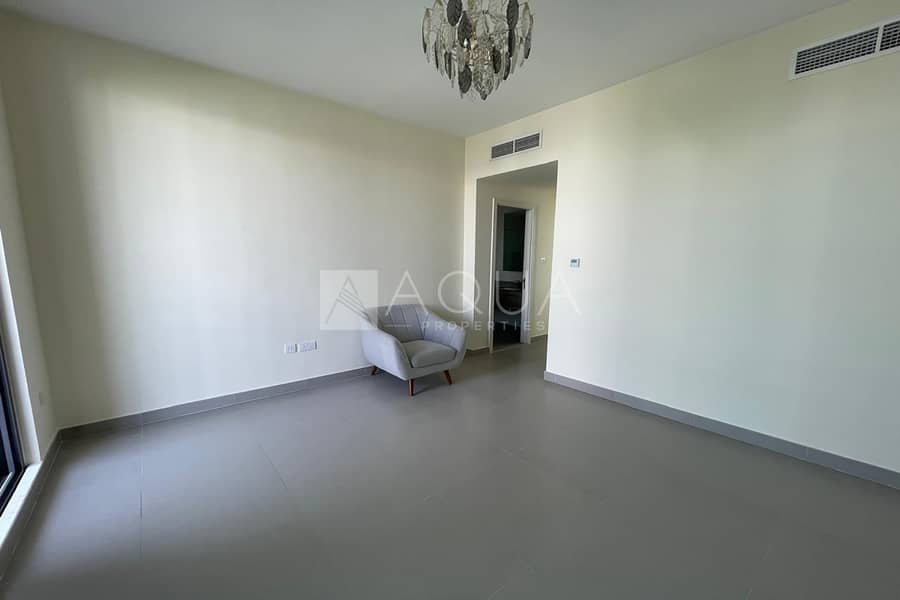 Hot Deal | Landscaped | Ready To Move In - Image 15