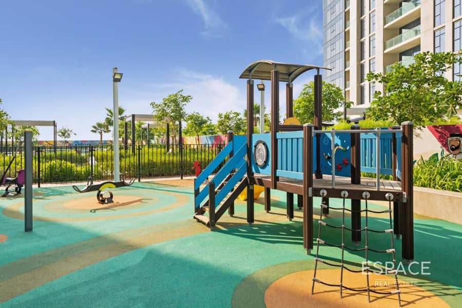 High Floor | Balcony | Rented Unit - Image 11