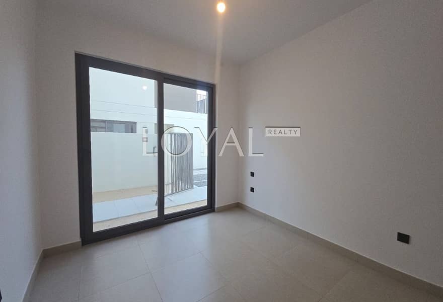 Brand New | Spacious 4 Bed | Ready to move - Image 9