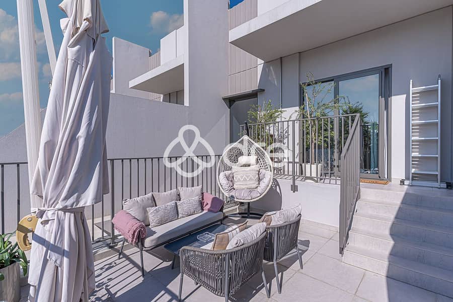 Luxurious Fully Furnished 2-Bedroom + Maid - Image 20