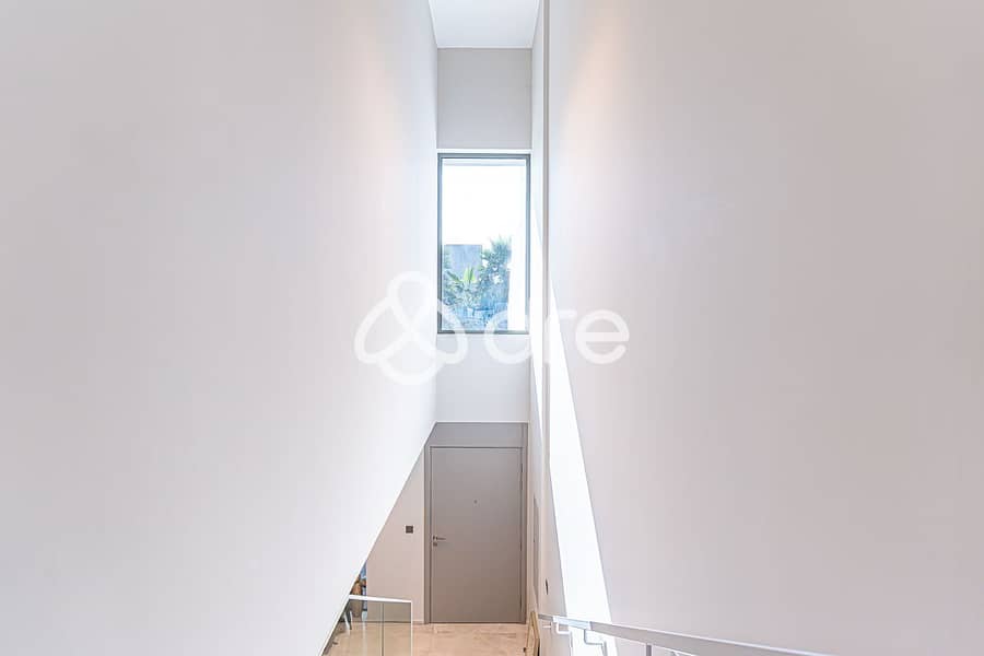 Luxurious Fully Furnished 2-Bedroom + Maid - Image 28