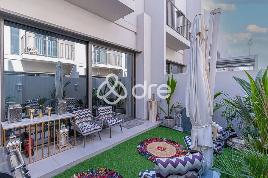 Luxurious Fully Furnished 2-Bedroom + Maid - Image 37