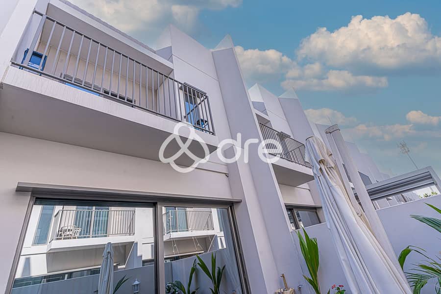 Luxurious Fully Furnished 2-Bedroom + Maid - Image 38