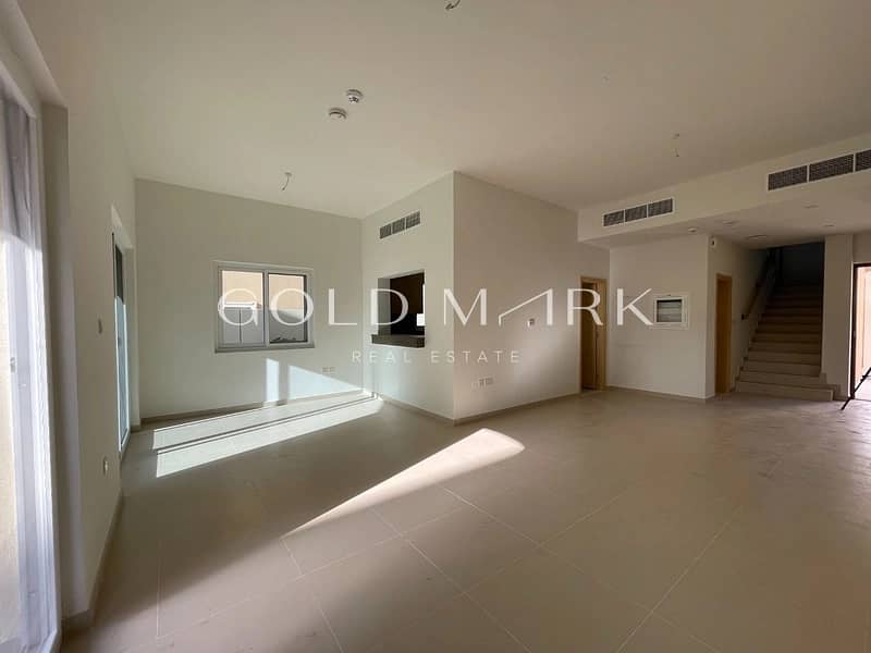 Single Row | Ready To Move | Upgraded 3 BR + Maids - Image 6