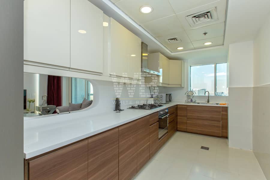 Spacious | Prime Location | Well Maintained - Image 10