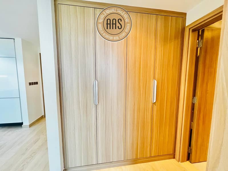 HOT DEAL // HUGE SIZE // STYLISH INTERIORS // PEACEFUL AMBIENCE - Image 8