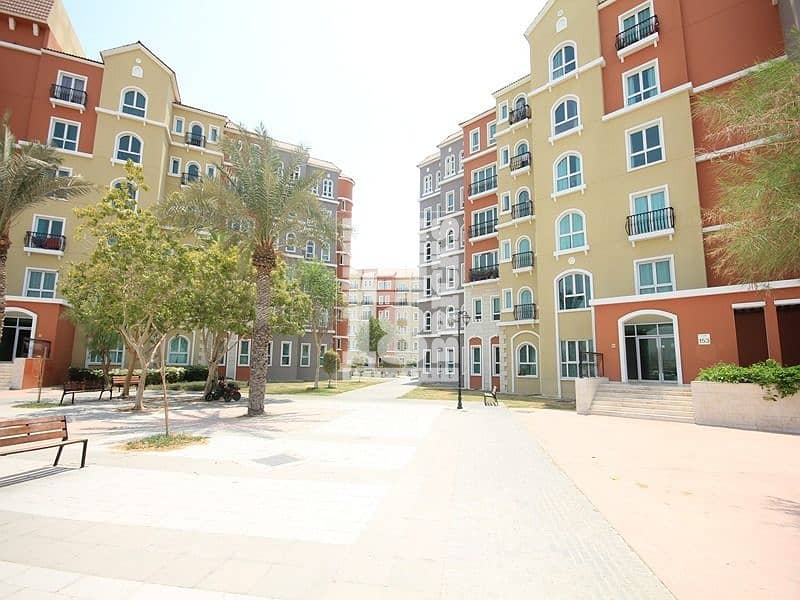 2 Bed + Store + Laundry | Near Metro | Corner Unit - Image 6