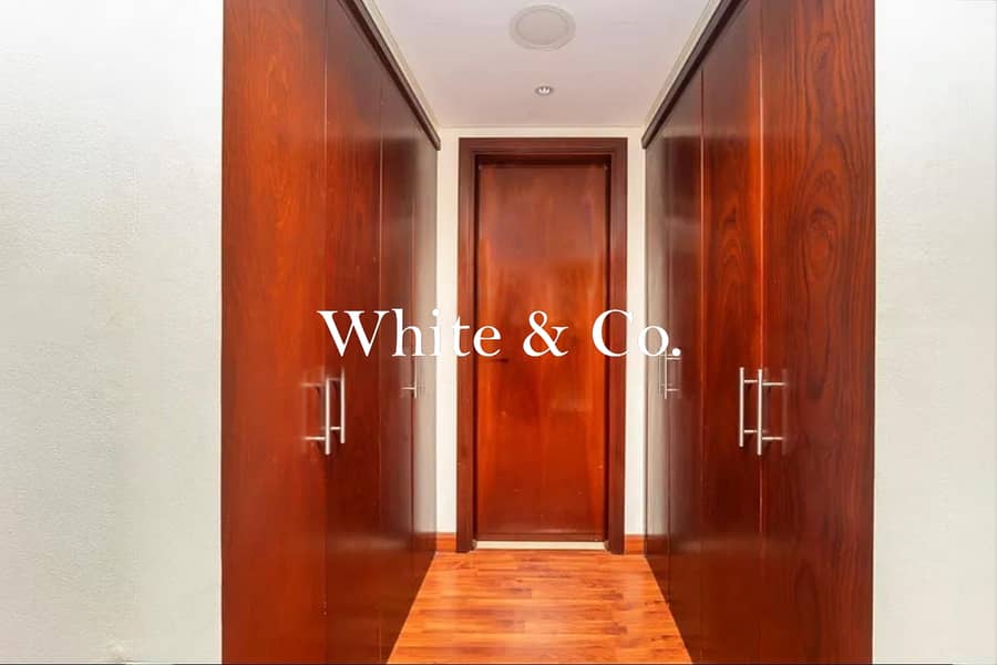 Ample Storage | Chiller Free | Vacant Now