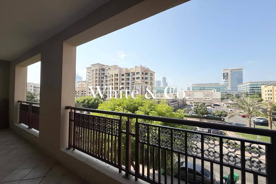 Ample Storage | Chiller Free | Vacant Now - Image 13