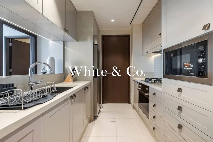 Burj Khalifa View | 04 Layout | High Floor - Image 7