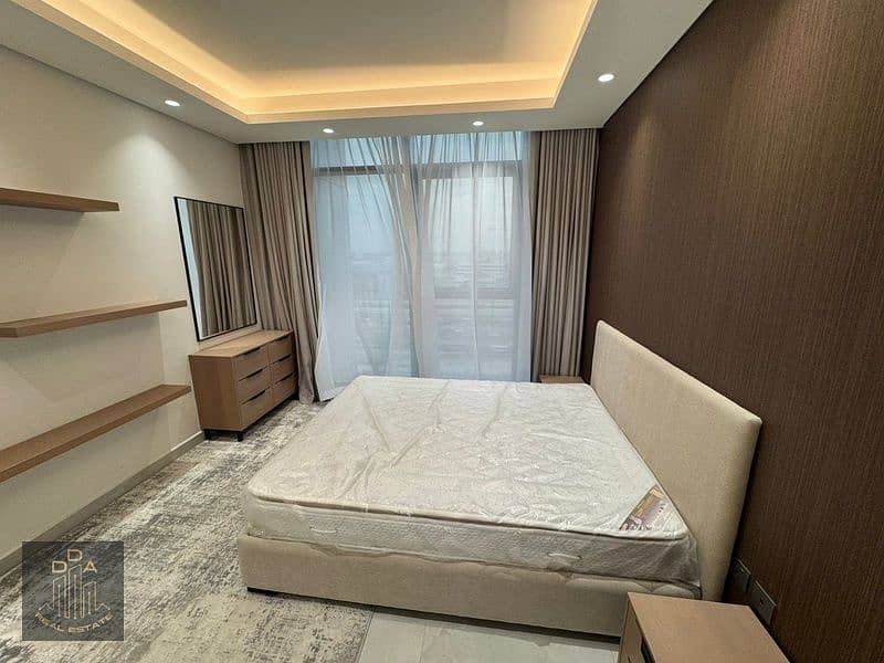 SEMI-FURNISHED | READY | LOW FLOOR | ANNUAL RENT - Image 9