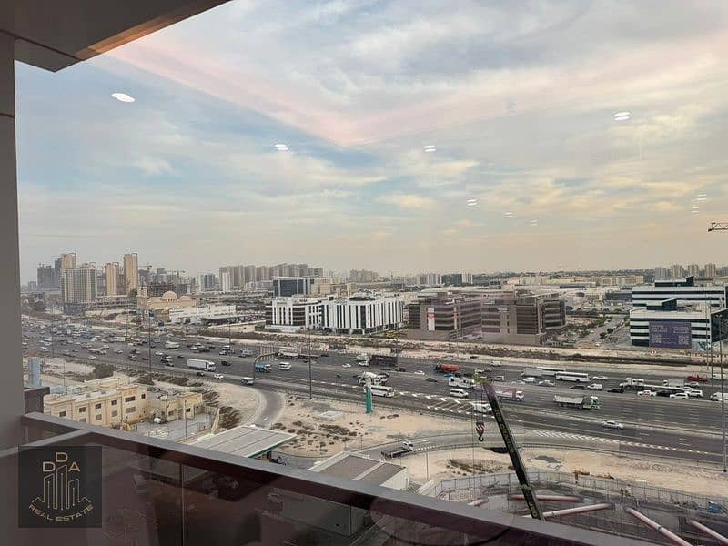 SEMI-FURNISHED | READY | LOW FLOOR | ANNUAL RENT - Image 18