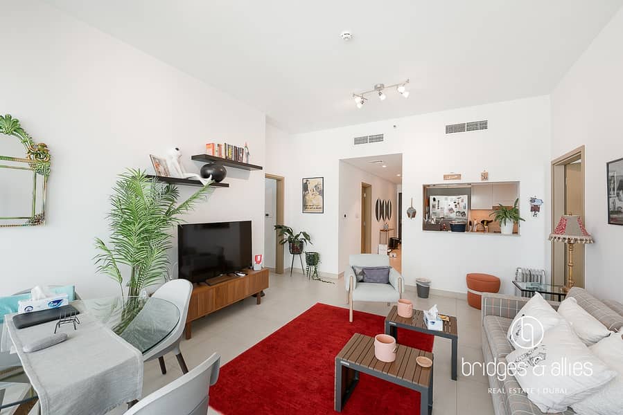 OPEN VIEW | HIGH FLOOR | SPACIOUS AND BRIGHT UNIT - Image 7