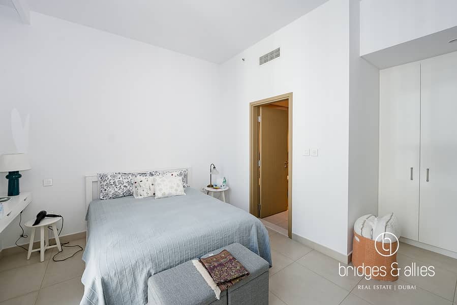 OPEN VIEW | HIGH FLOOR | SPACIOUS AND BRIGHT UNIT - Image 17