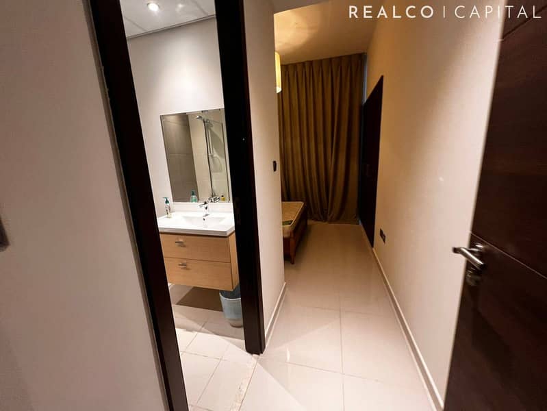 BRAND NEW MIDDLE UNIT FULLY FURNISHED - Image 18