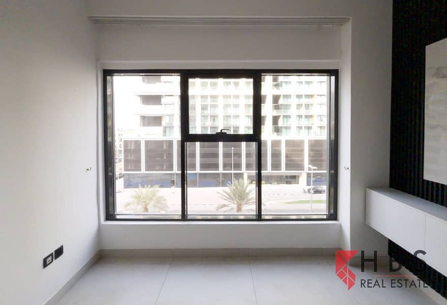 MODERN STUDIO | ROOFTOP POOL ACCESS | MARWA HEIGHTS