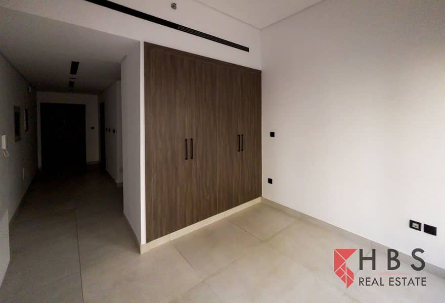 MODERN STUDIO | ROOFTOP POOL ACCESS | MARWA HEIGHTS