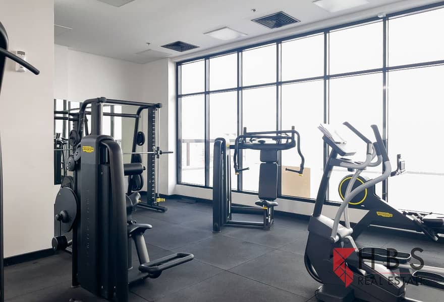 MODERN STUDIO | ROOFTOP POOL ACCESS | MARWA HEIGHTS - Image 12