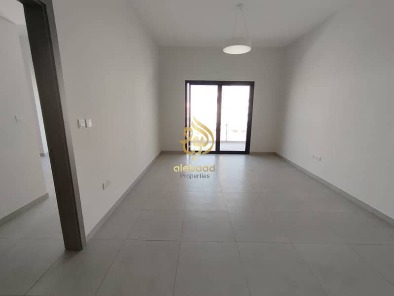 New building Elegant and spacious 1bhk apartment All amenities prime location!