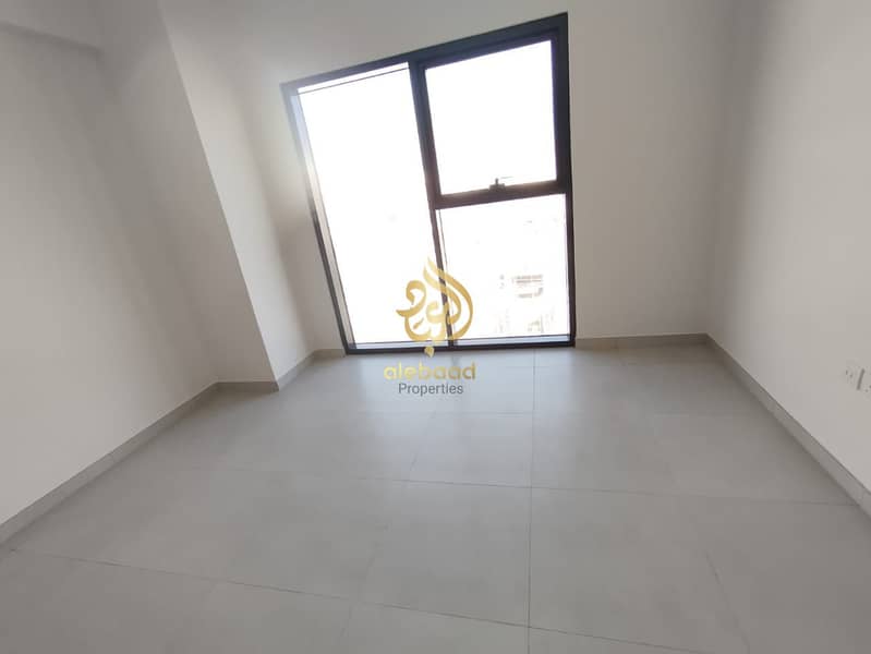 New building Elegant and spacious 1bhk apartment All amenities prime location!