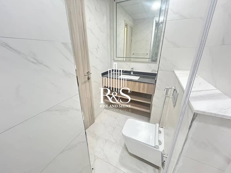 Modern 1BR Apartment in The East Crest JVC - Image 12