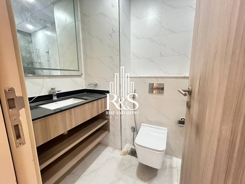 Modern 1BR Apartment in The East Crest JVC - Image 13