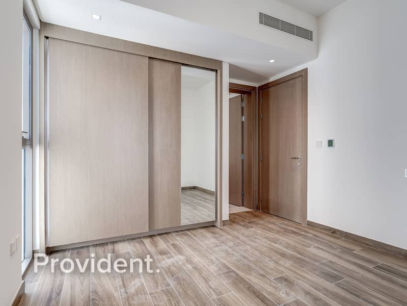 Best Price | Corner Unit | Spacious - Image 13