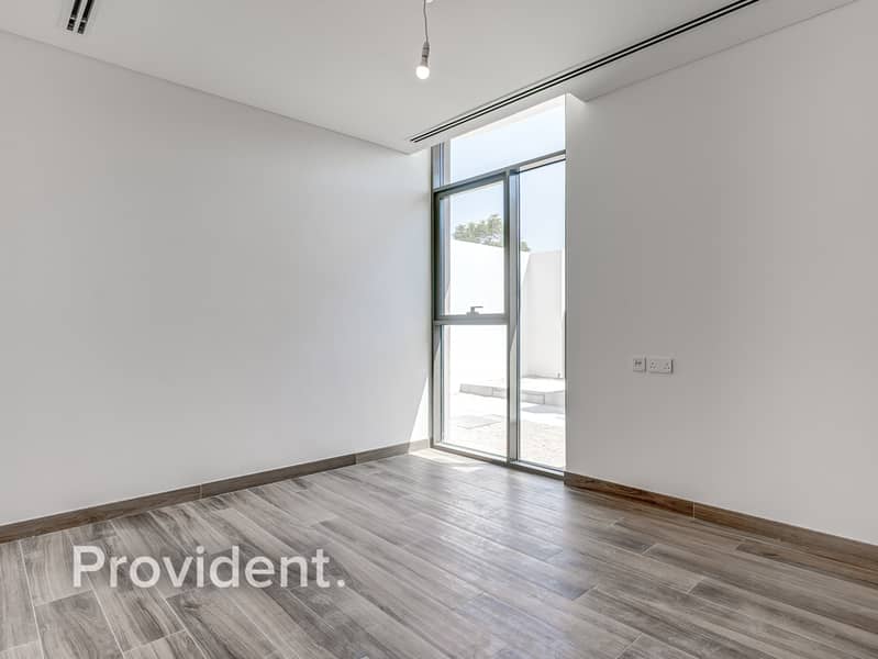 Best Price | Corner Unit | Spacious - Image 16