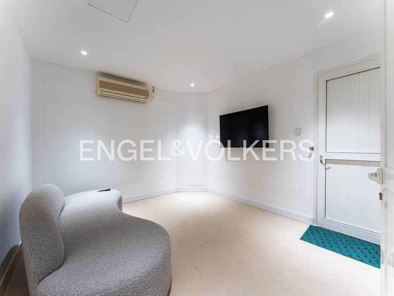 Exclusive | Prime Unit | Bright | Unfurnished - Image 9