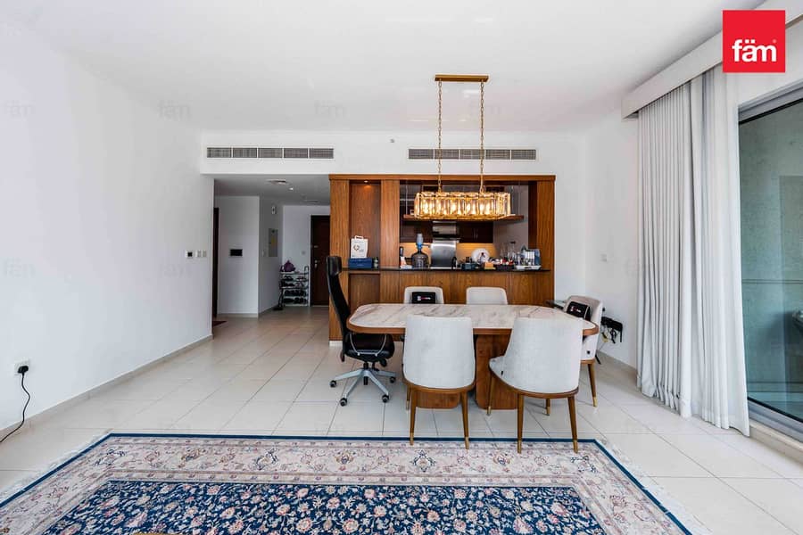 Luxury Living| Vacant Soon| Fully Furnished - Image 7