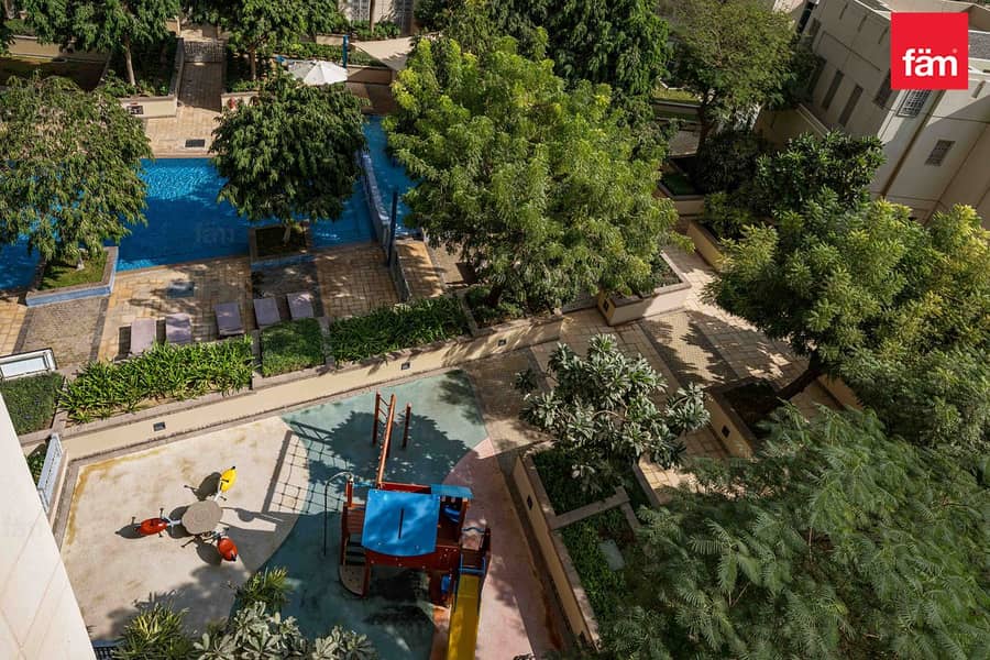 Luxury Living| Vacant Soon| Fully Furnished - Image 25