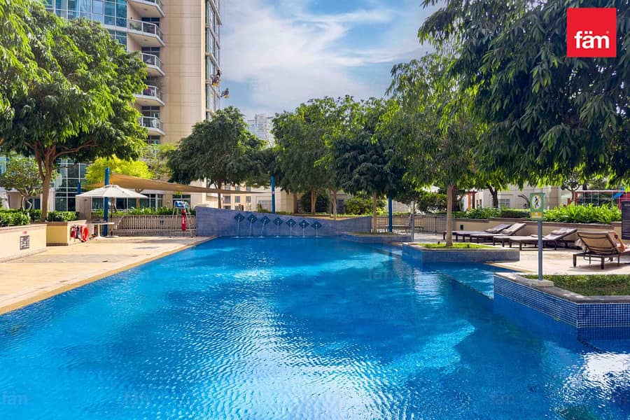 Luxury Living| Vacant Soon| Fully Furnished - Image 34