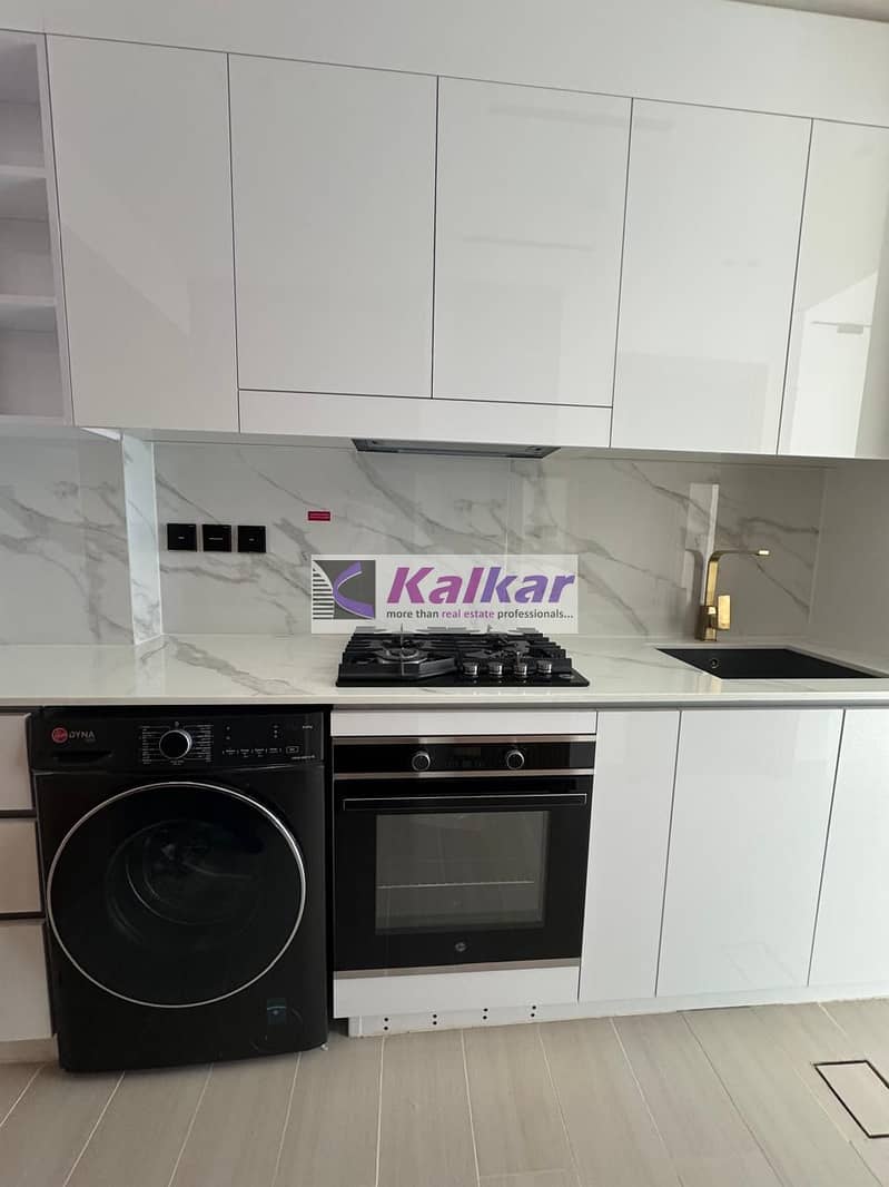 Brand New-Studio with balcony & kitchen appliances - Image 6