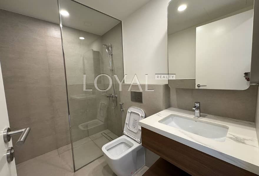 Spacious Layout | Best Deal | Brandnew - Image 13