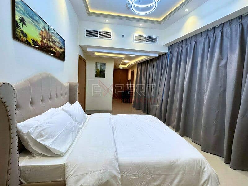 Fully Furnished |Elegant Waterfront Living | Modern 1BHK