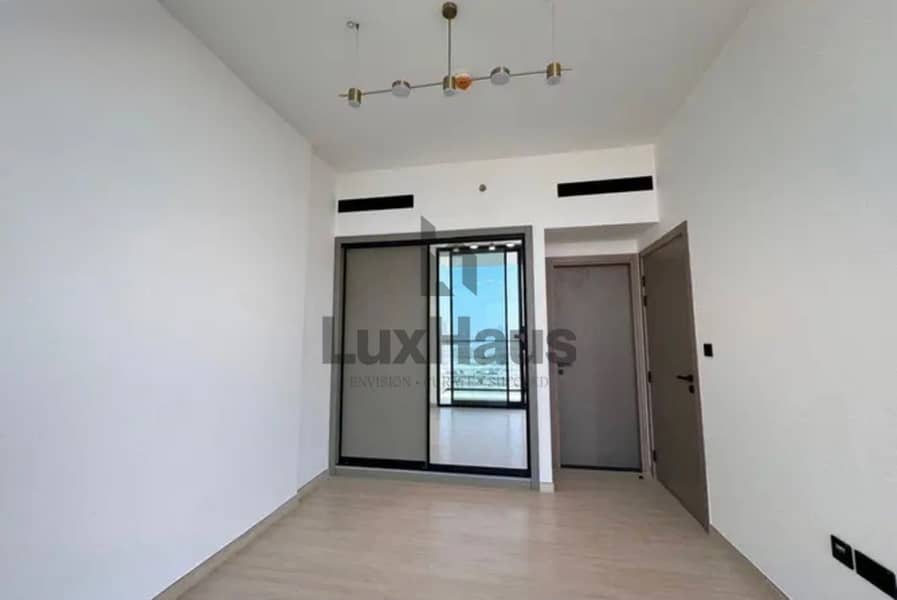 Pool View | Smart Home | Available soon - Image 7